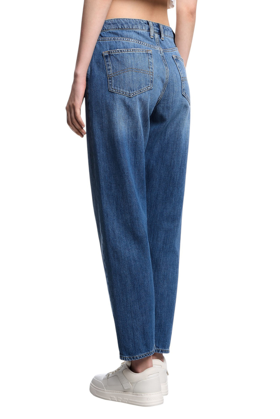 Женский Emporio Armani Джинсы из хлопка (цвет ), артикул EW001502-AF12676 | Фото 4