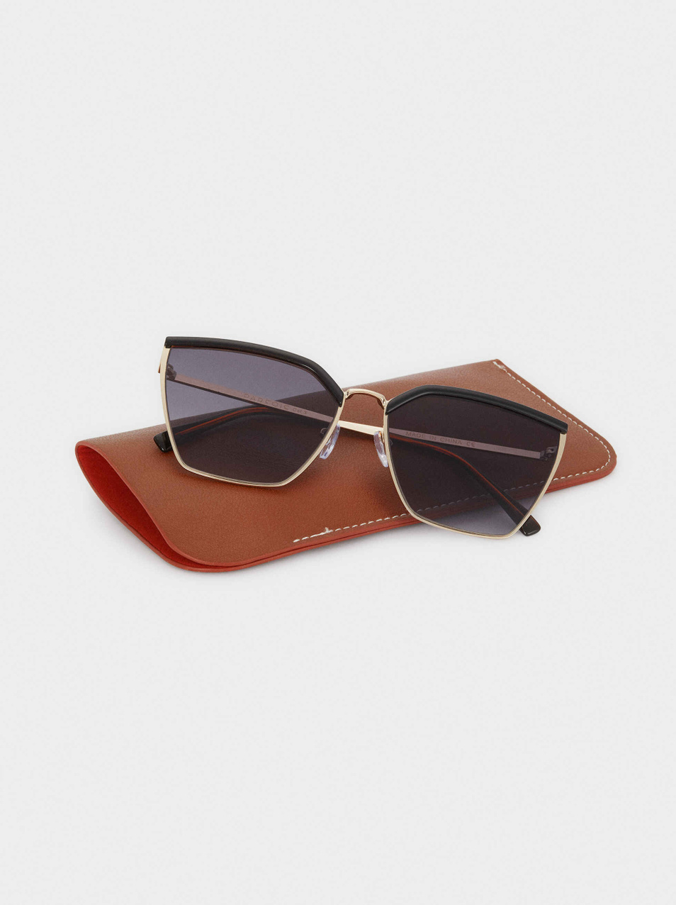 Parfois Солнцезащитные очки в металлической оправе (цвет ), артикул 167992 | Фото 3