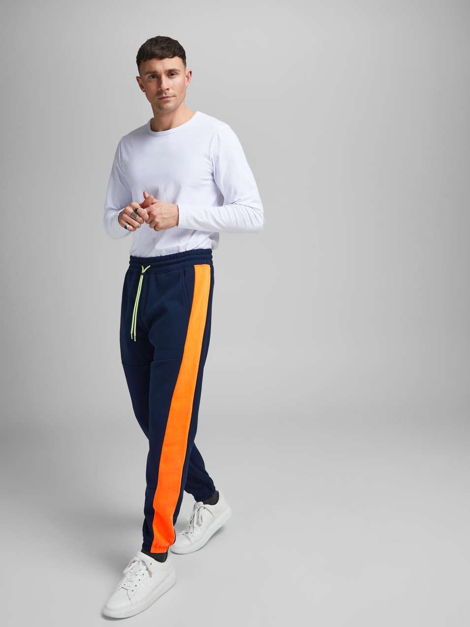 Jack & Jones Спортивные брюки GORDON JUX с лампасами (цвет ), артикул 12189307 | Фото 5