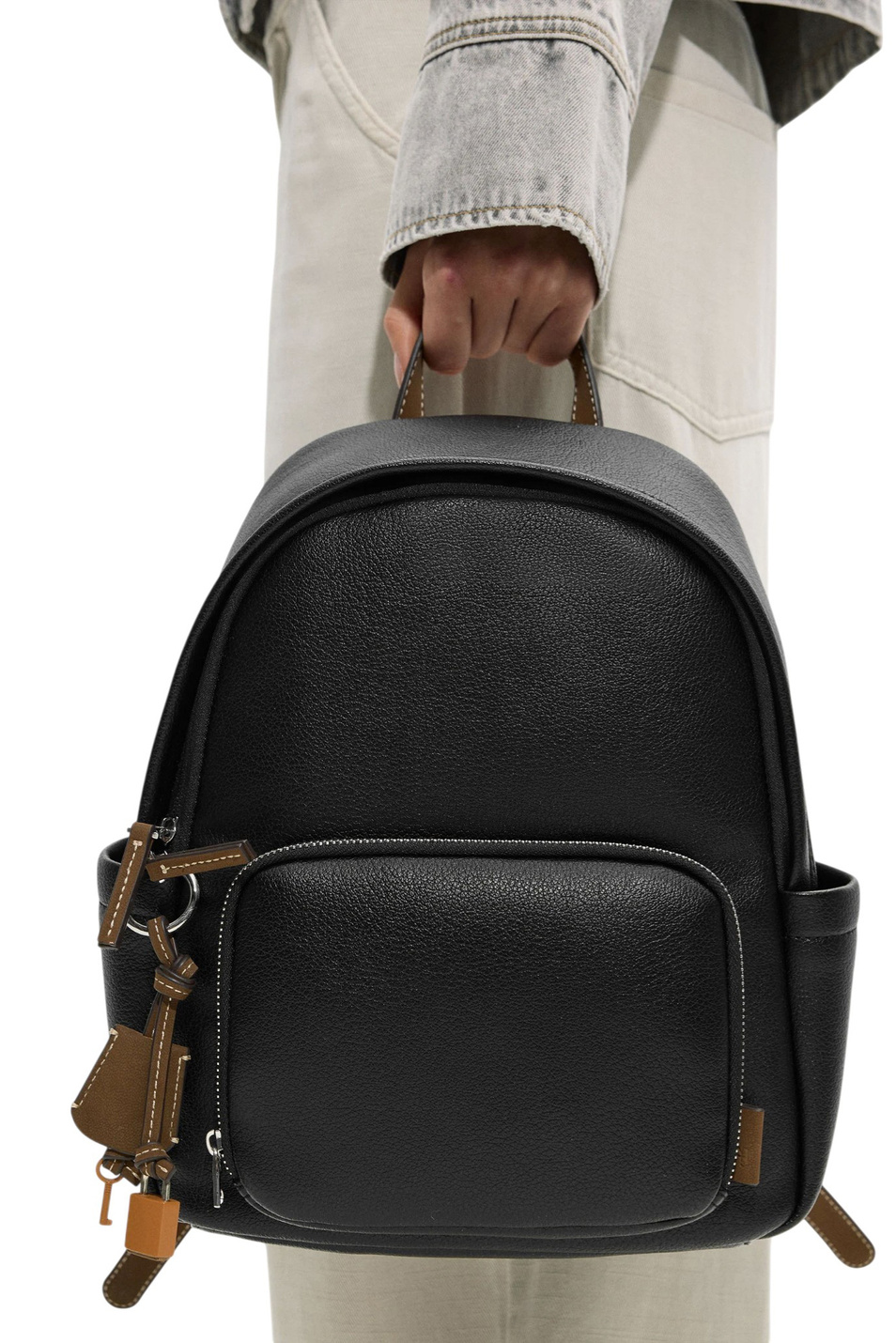 Женский Parfois Рюкзак с подвеской (цвет ), артикул 246612 | Фото 5