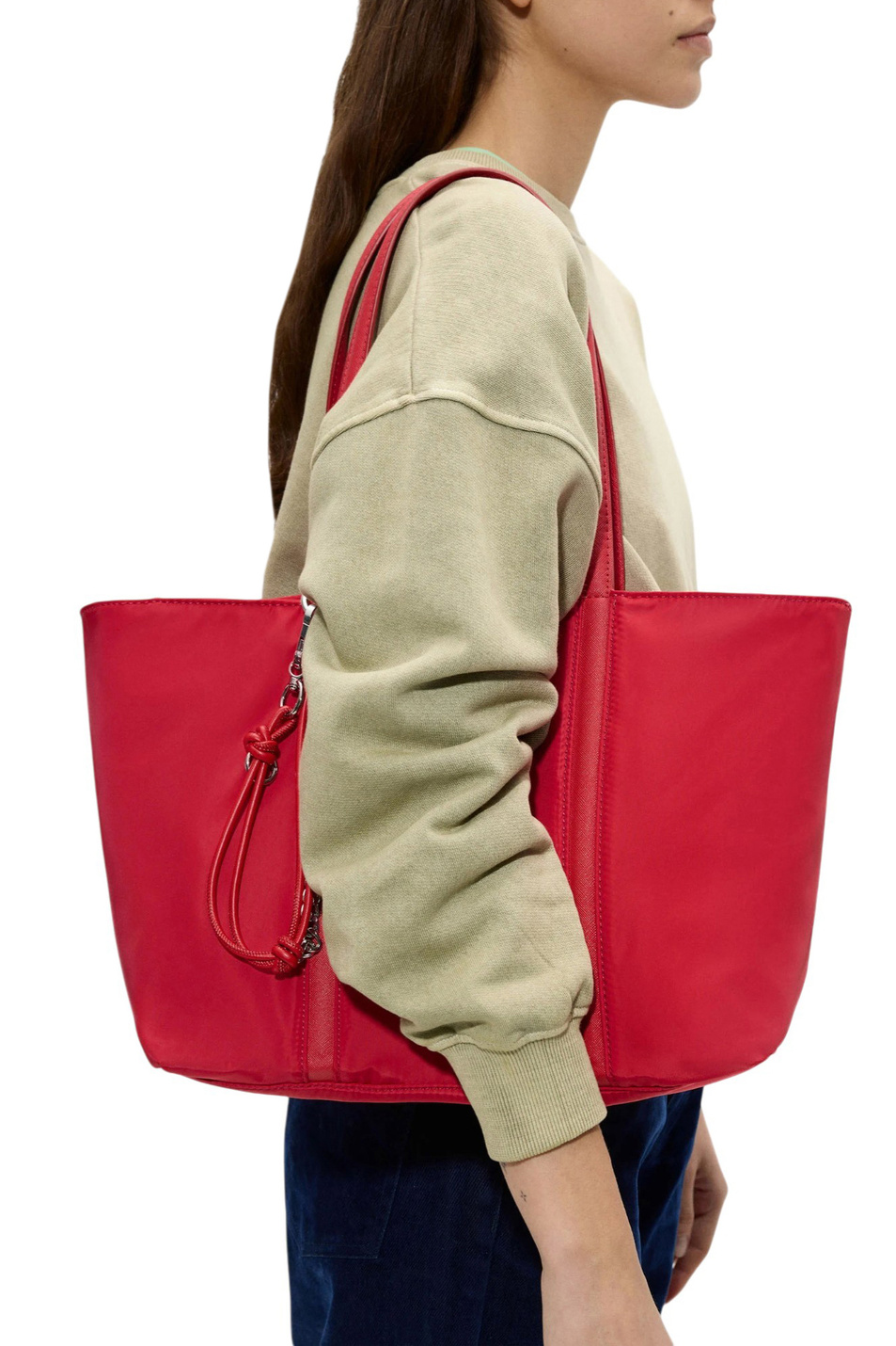 Женский Parfois Сумка-шопер с подвеской (цвет ), артикул 246319 | Фото 6