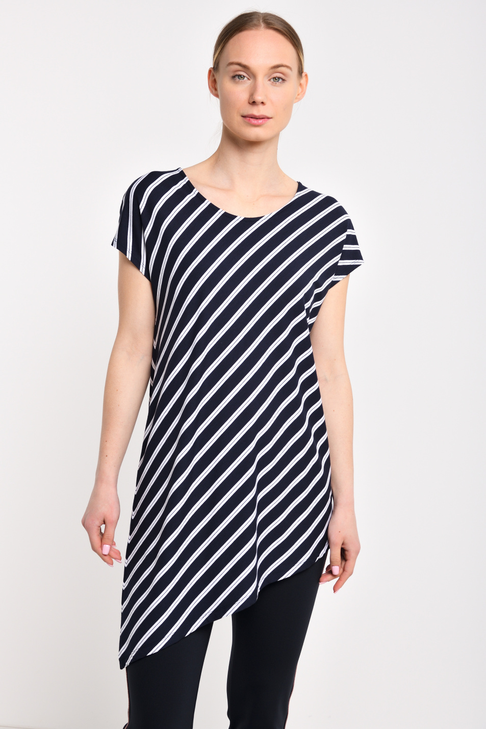 Женский Gerry Weber Туника из вискозы (цвет ), артикул 870177-44105 | Фото 2