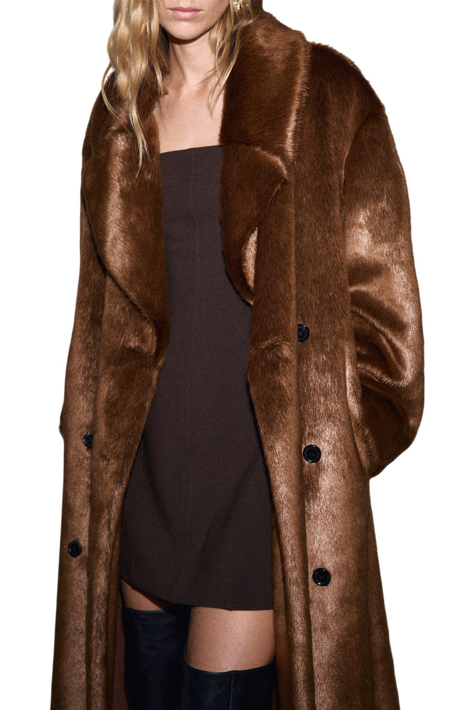 Шуба PISA с поясом|Основной цвет:Коричневый Женский Mango Шуба PISA с поясом (цвет ), артикул 17048271 | Фото 3