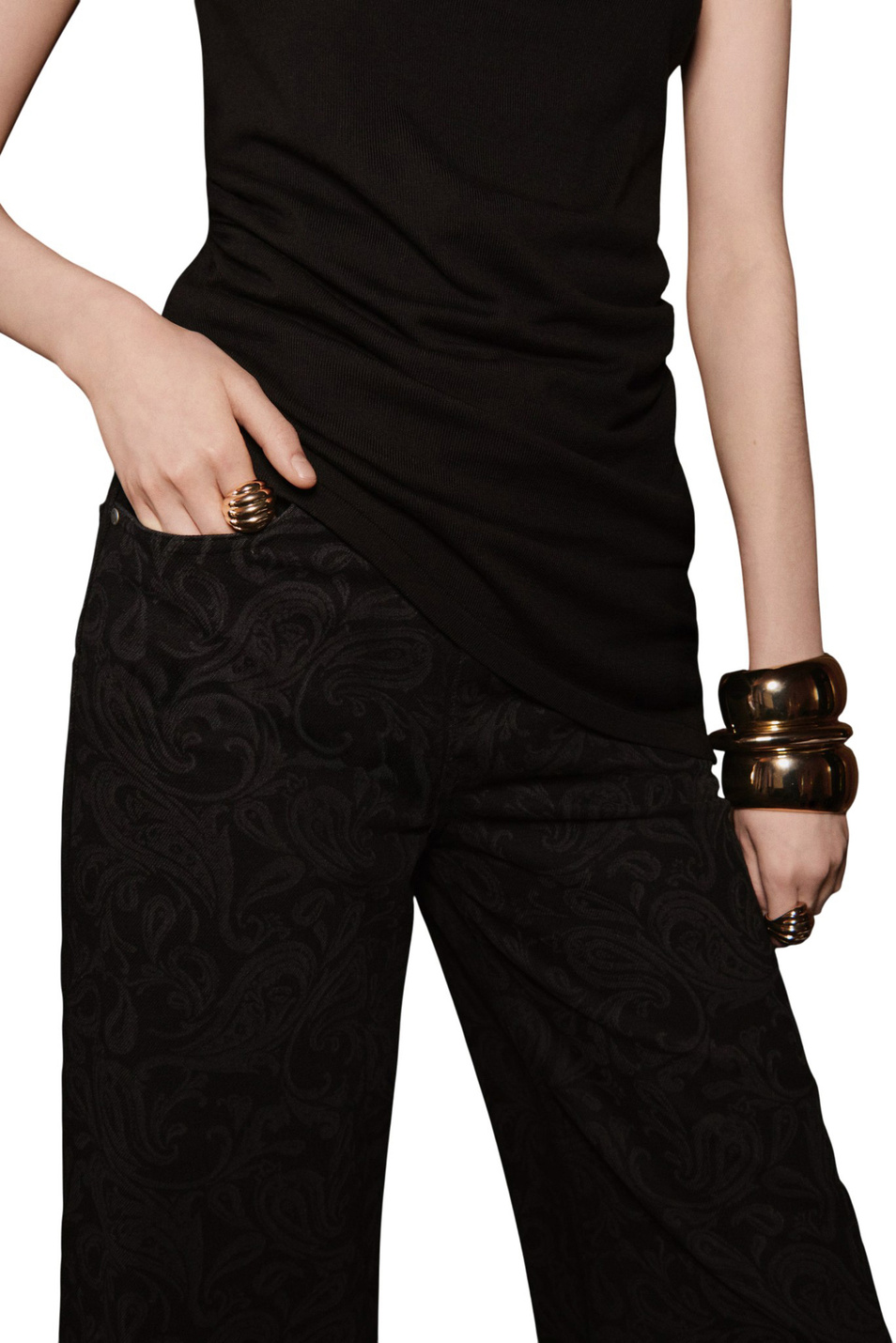 Женский Mango Джинсы CARMEN с принтом (цвет ), артикул 17036356 | Фото 4