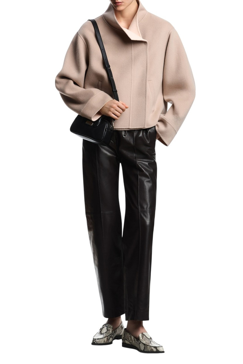 Женский Emporio Armani Брюки из натуральной кожи (цвет ), артикул EW003918-AF22815 | Фото 3