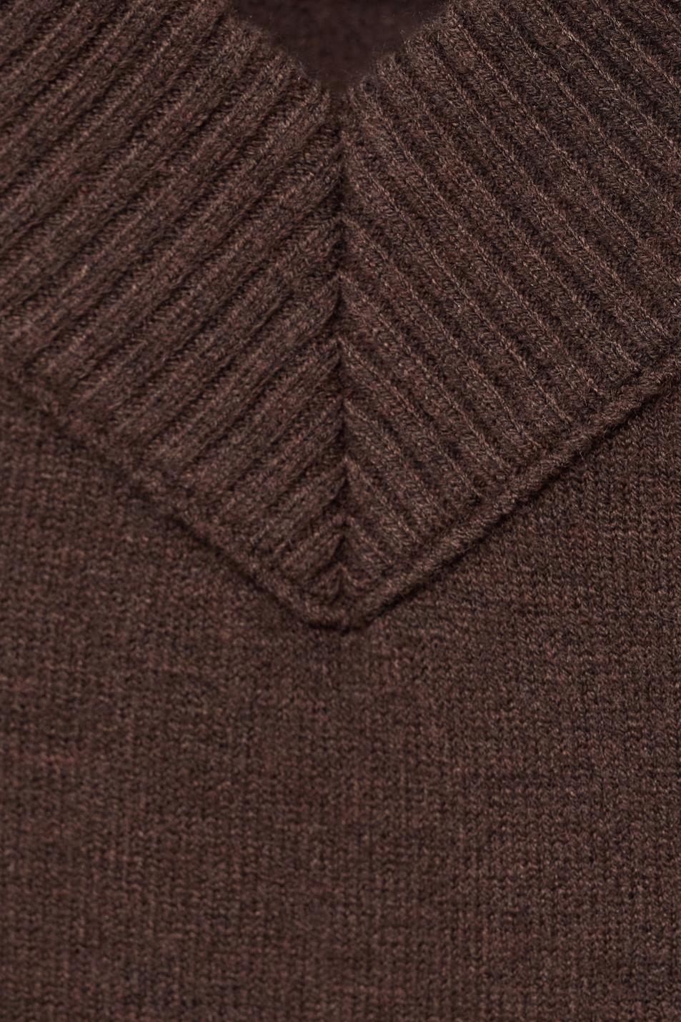 Женский Mango Джемпер VALENCIA с V-образным вырезом (цвет ), артикул 17007821 | Фото 5