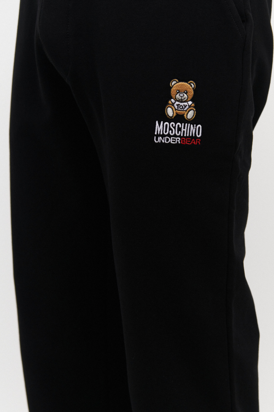 Брюки спортивные|Основной цвет:Черный Мужской MOSCHINO underwear Брюки спортивные (цвет ), артикул A4305-8106 | Фото 6