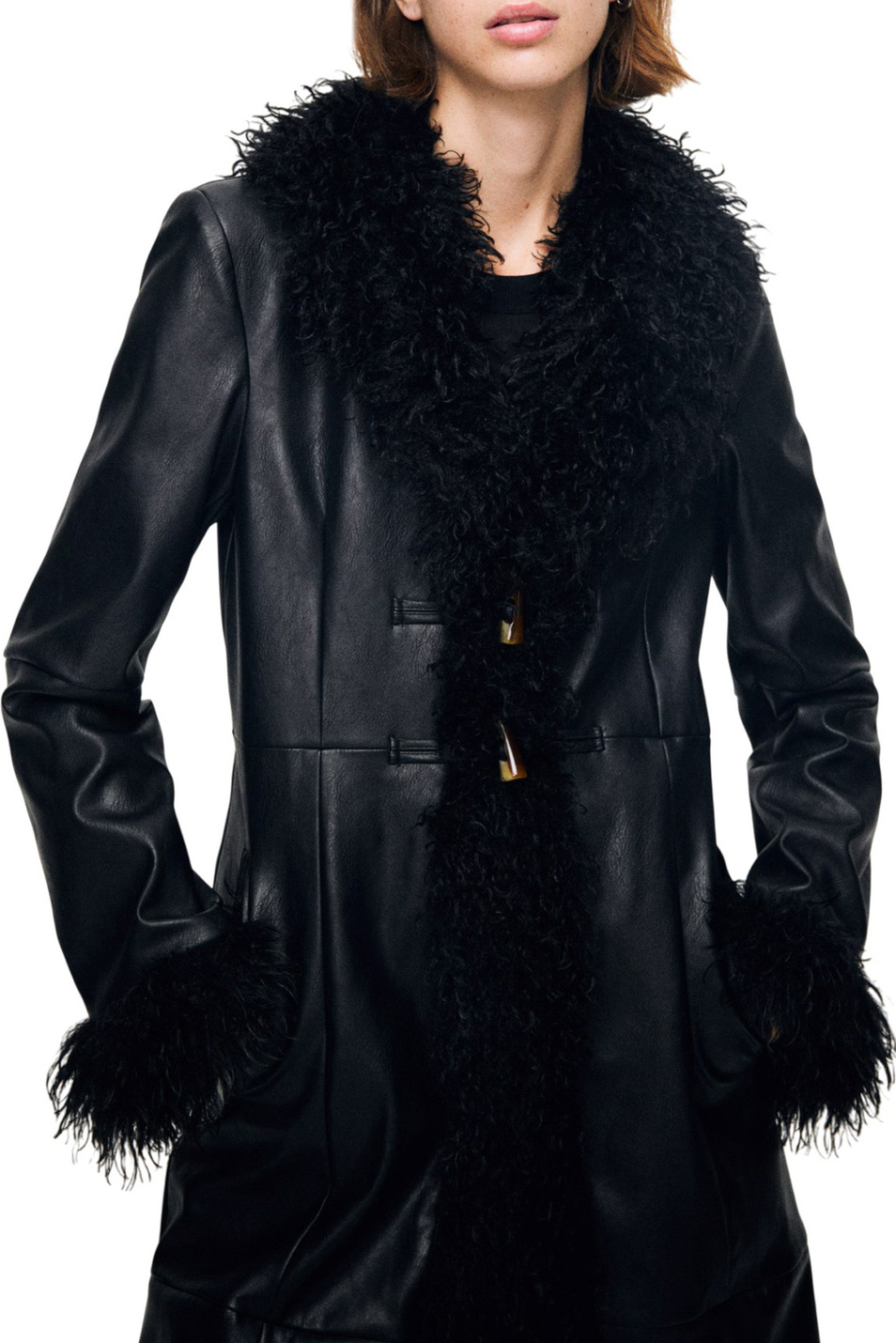 Женский Mango Пальто CHARLOTE из искусственной кожи (цвет ), артикул 17047907 | Фото 2