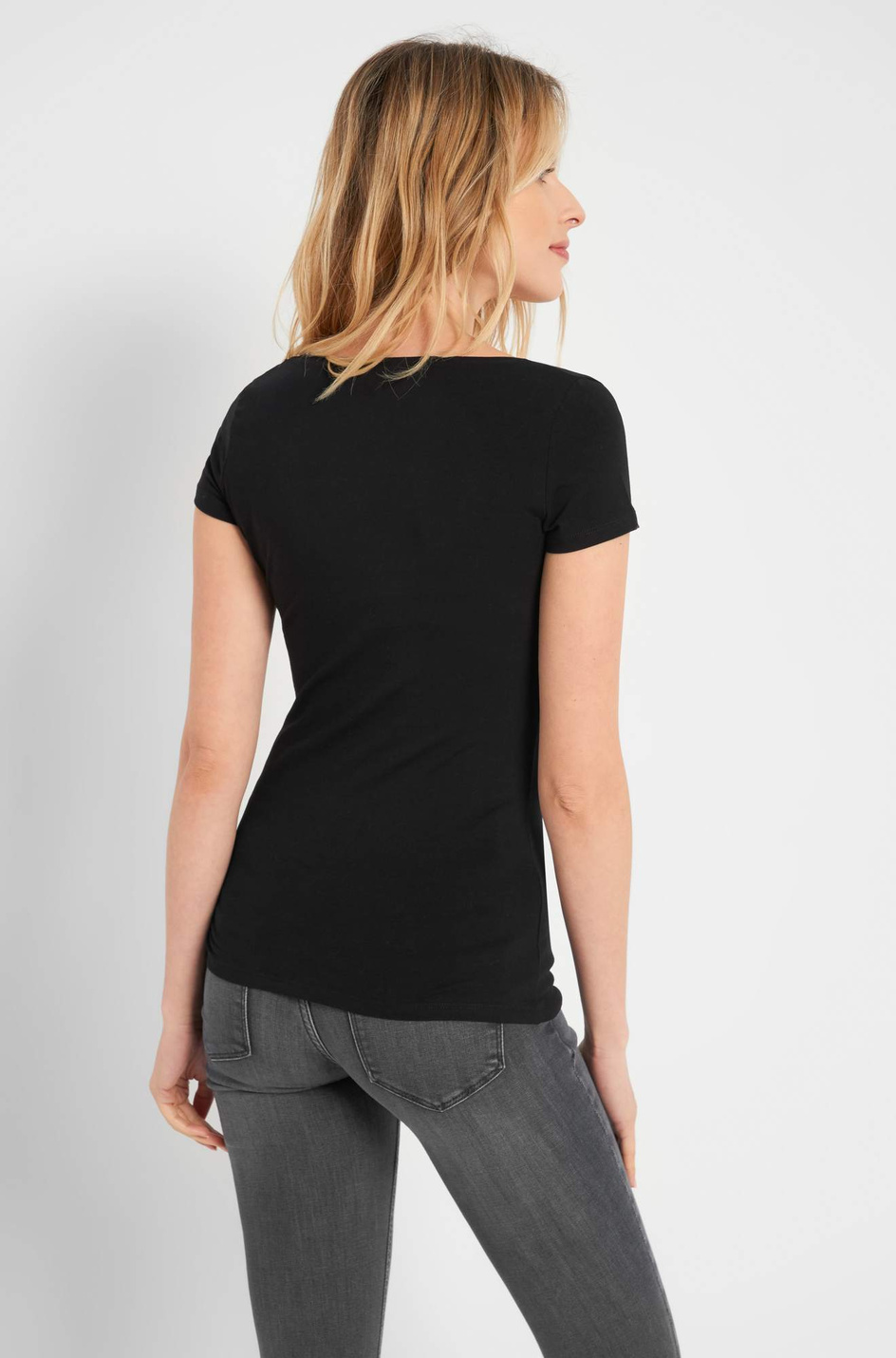 Женский Orsay Футболка с V-образным вырезом (цвет ), артикул 154114 | Фото 4