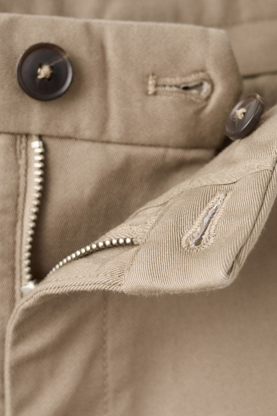 Мужской Mango Man Брюки BARNA из эластичного хлопка (цвет ), артикул 27041187 | Фото 5