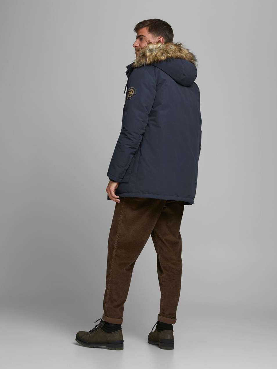 Мужской Jack & Jones Куртка с капюшоном с искусственным мехом (цвет ), артикул 12174383 | Фото 4