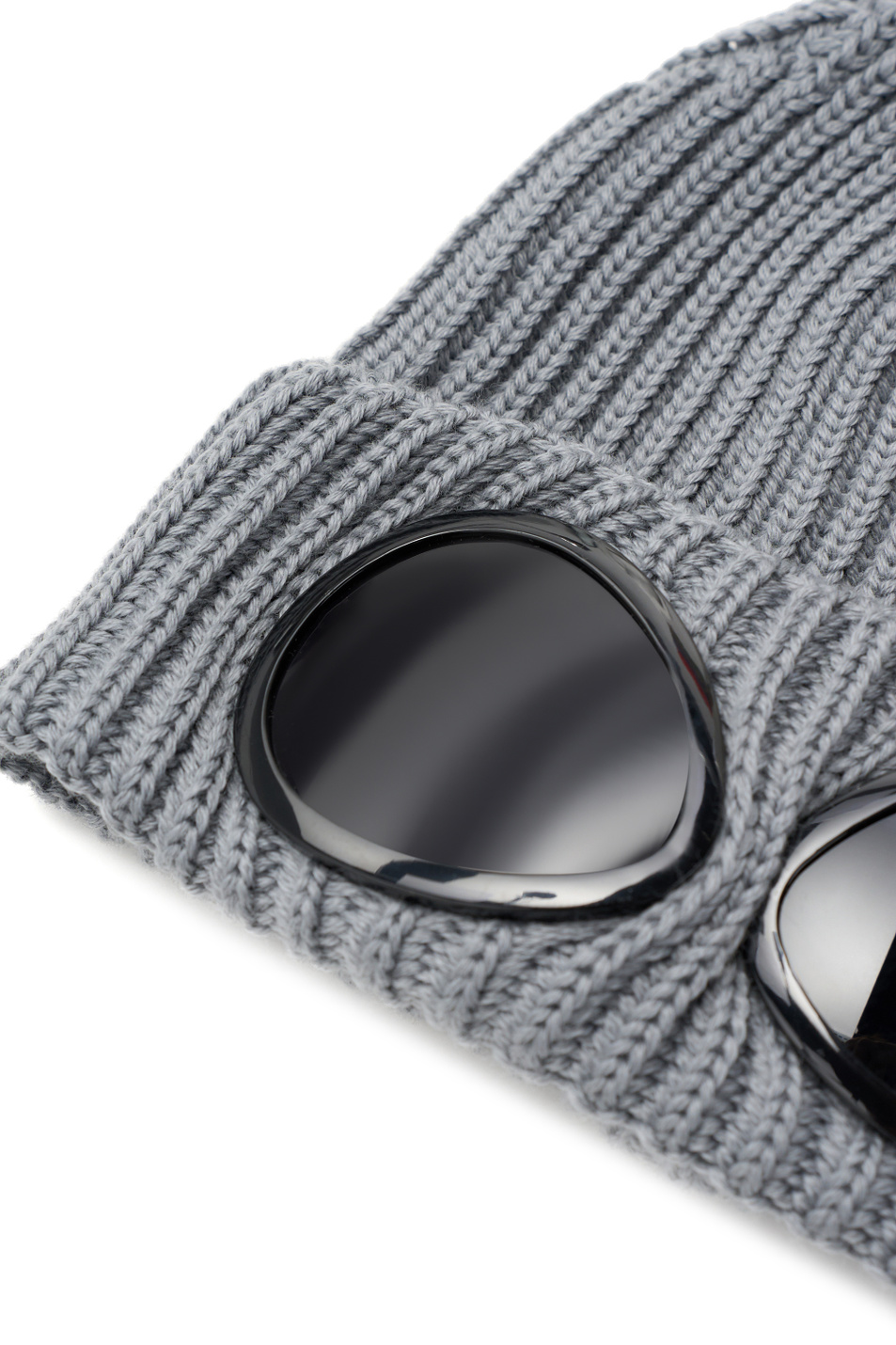 Шапка с фирменными линзами|Основной цвет:Серый Мужской C.P. Company Шапка с фирменными линзами (цвет ), артикул 19CMAC742A005509A | Фото 2