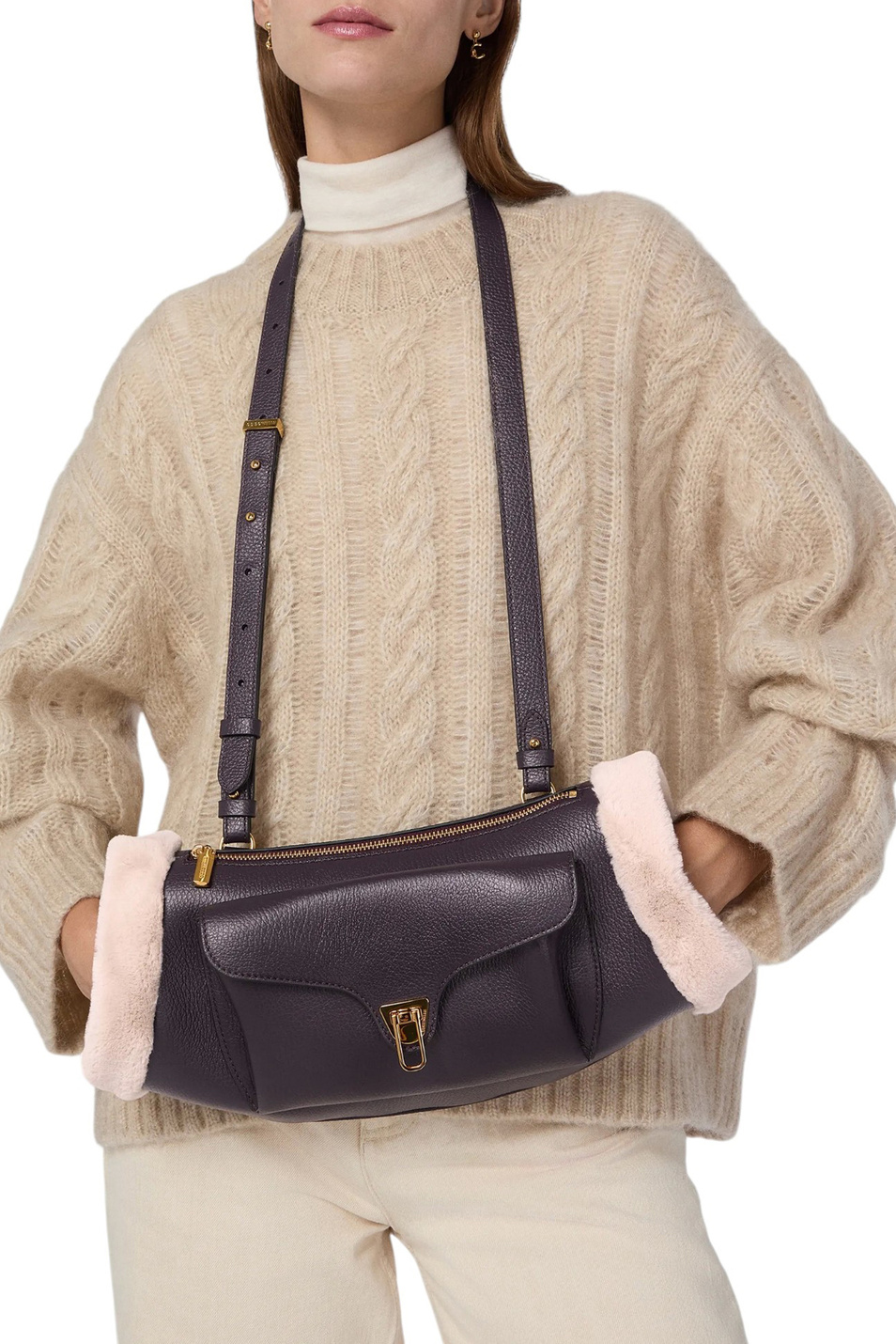 Женский Coccinelle Сумка-муфта BEAT ARCTIC (цвет ), артикул E1TDK150101 | Фото 5