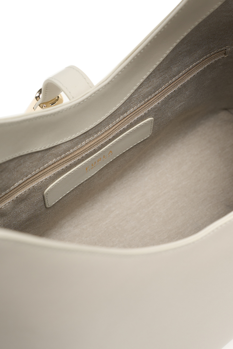 Женский Furla Сумка GOCCIA M из натуральной кожи (цвет ), артикул WB01499-BX3104 | Фото 4