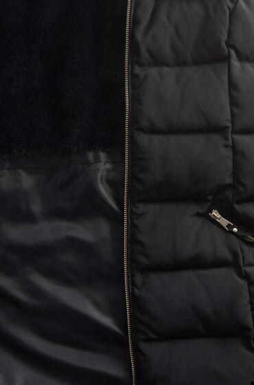 Orsay Стеганая куртка со съемным искусственным мехом на капюшоне (цвет ), артикул 815024 | Фото 5