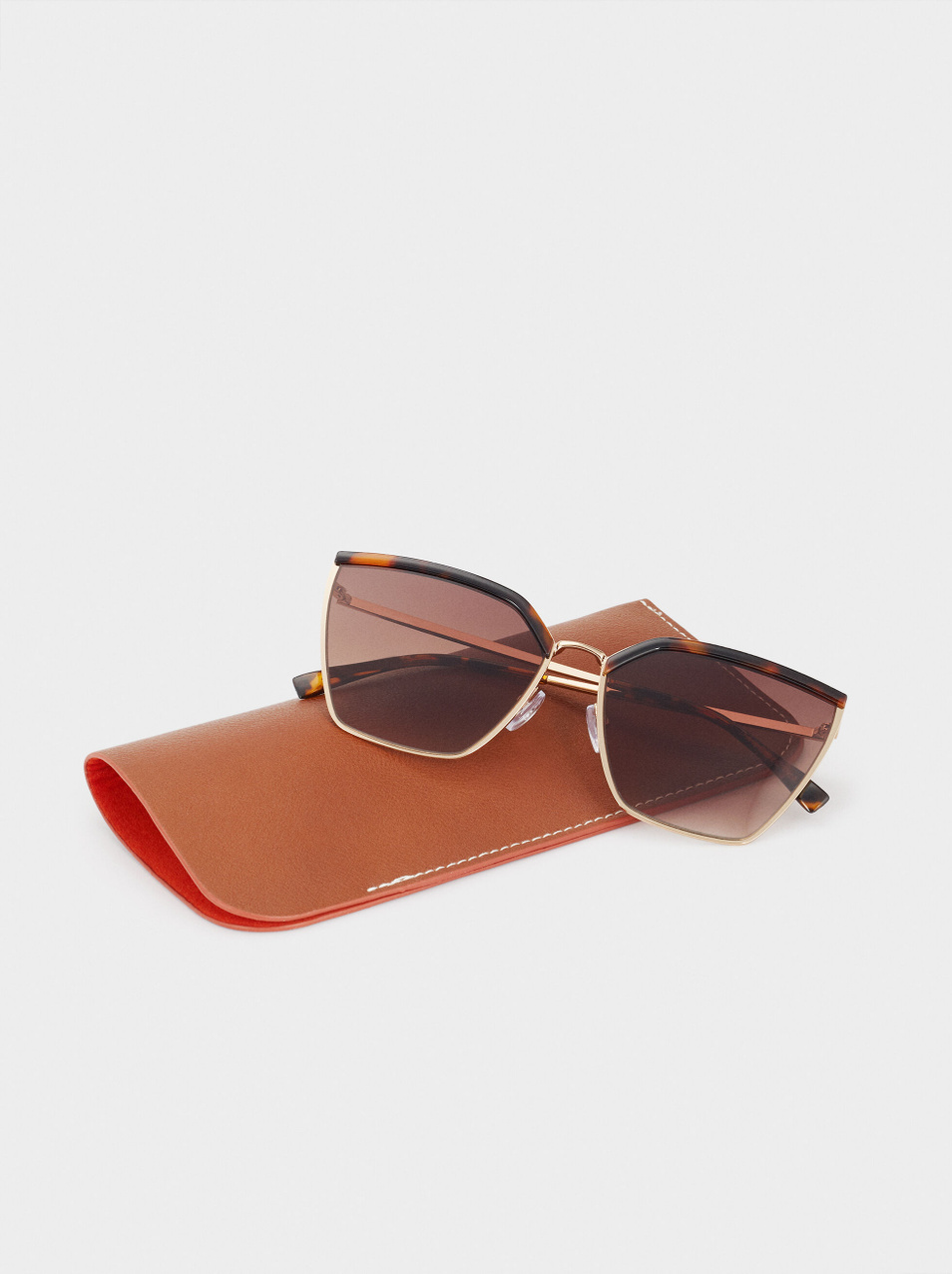 Parfois Солнцезащитные очки в металлической оправе (цвет ), артикул 167992 | Фото 5