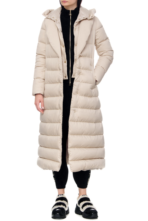 Herno Стеганое пальто с объемным капюшоном ( цвет), артикул PI001608D12414 | Фото 4