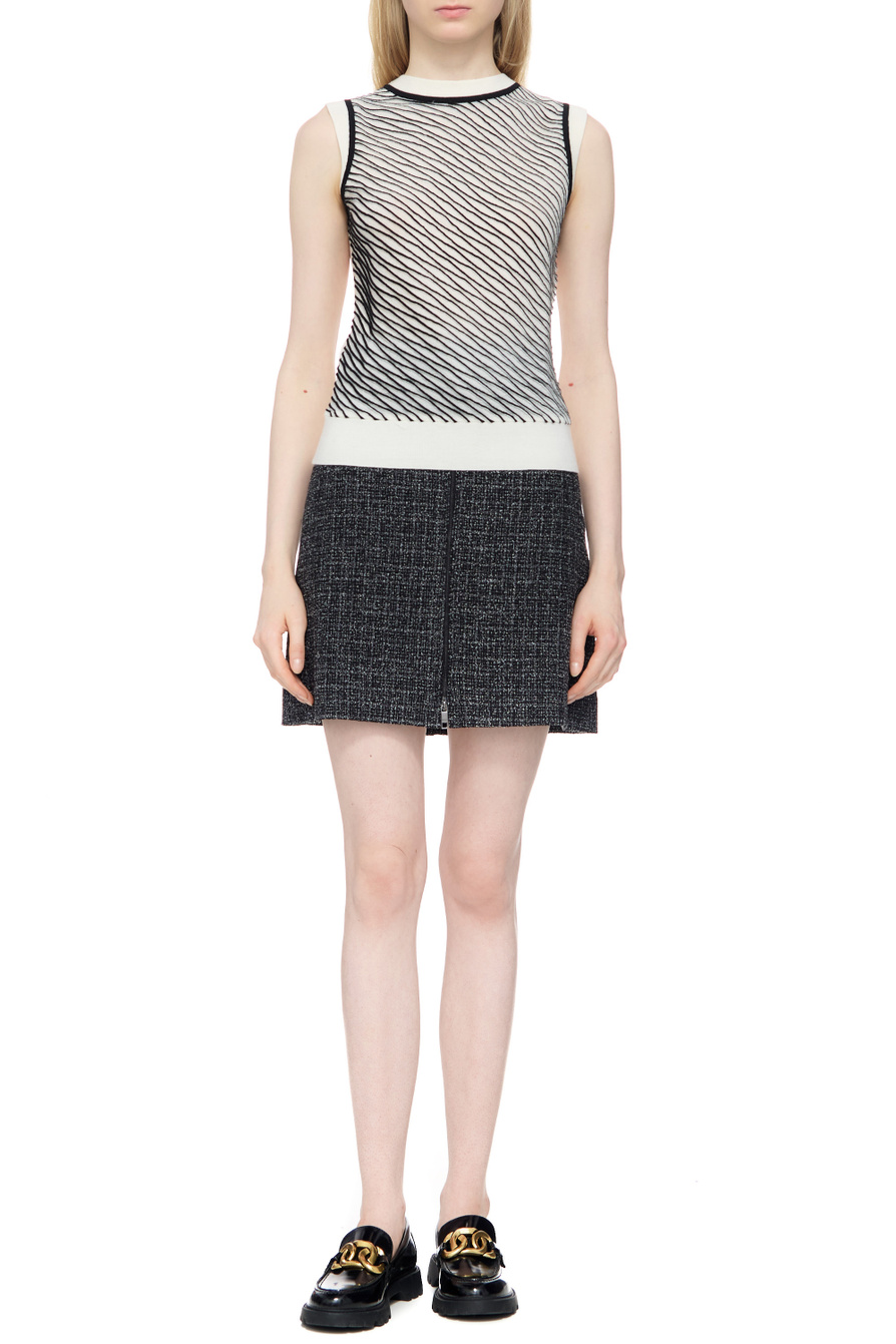 Rus porno mast uxlab yotgan ayollar