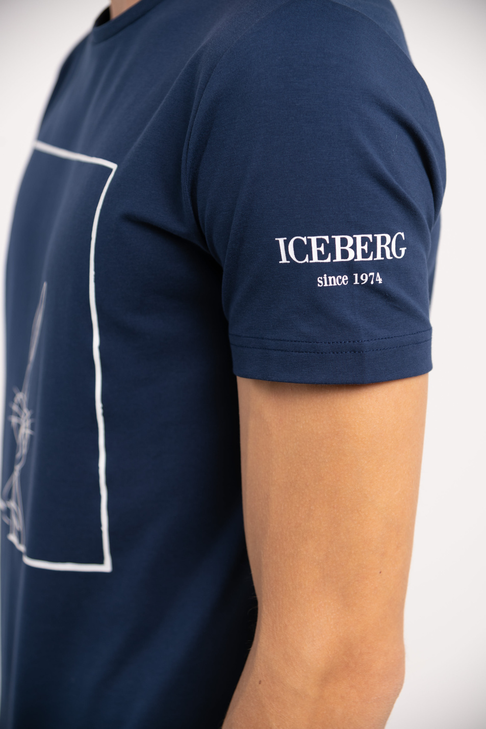Iceberg Футболка из эластичного хлопка (цвет ), артикул F018-6309 | Фото 5