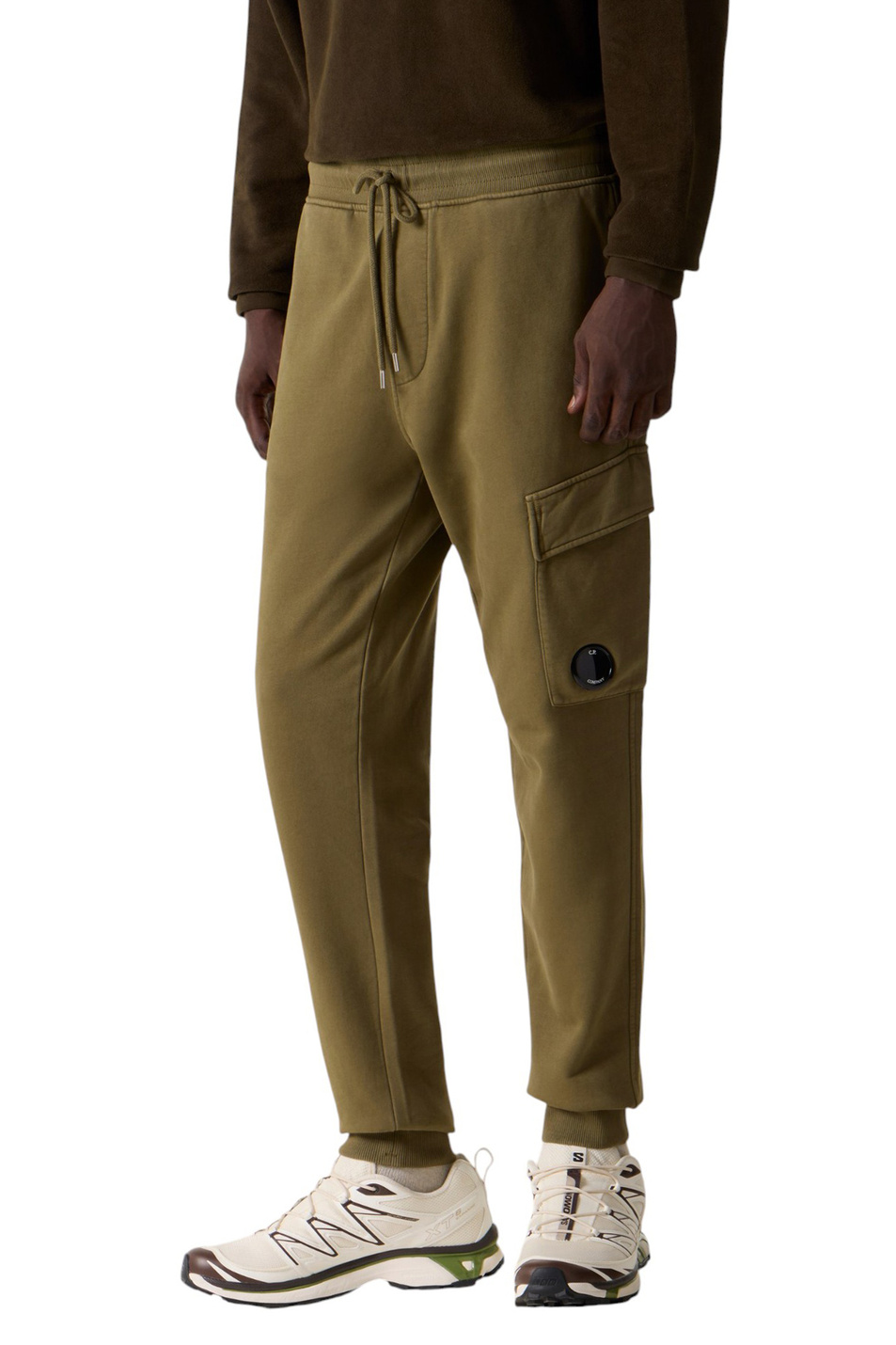 Мужской C.P. Company Брюки карго с фирменной линзой (цвет ), артикул 19CMSP720A006372R | Фото 4