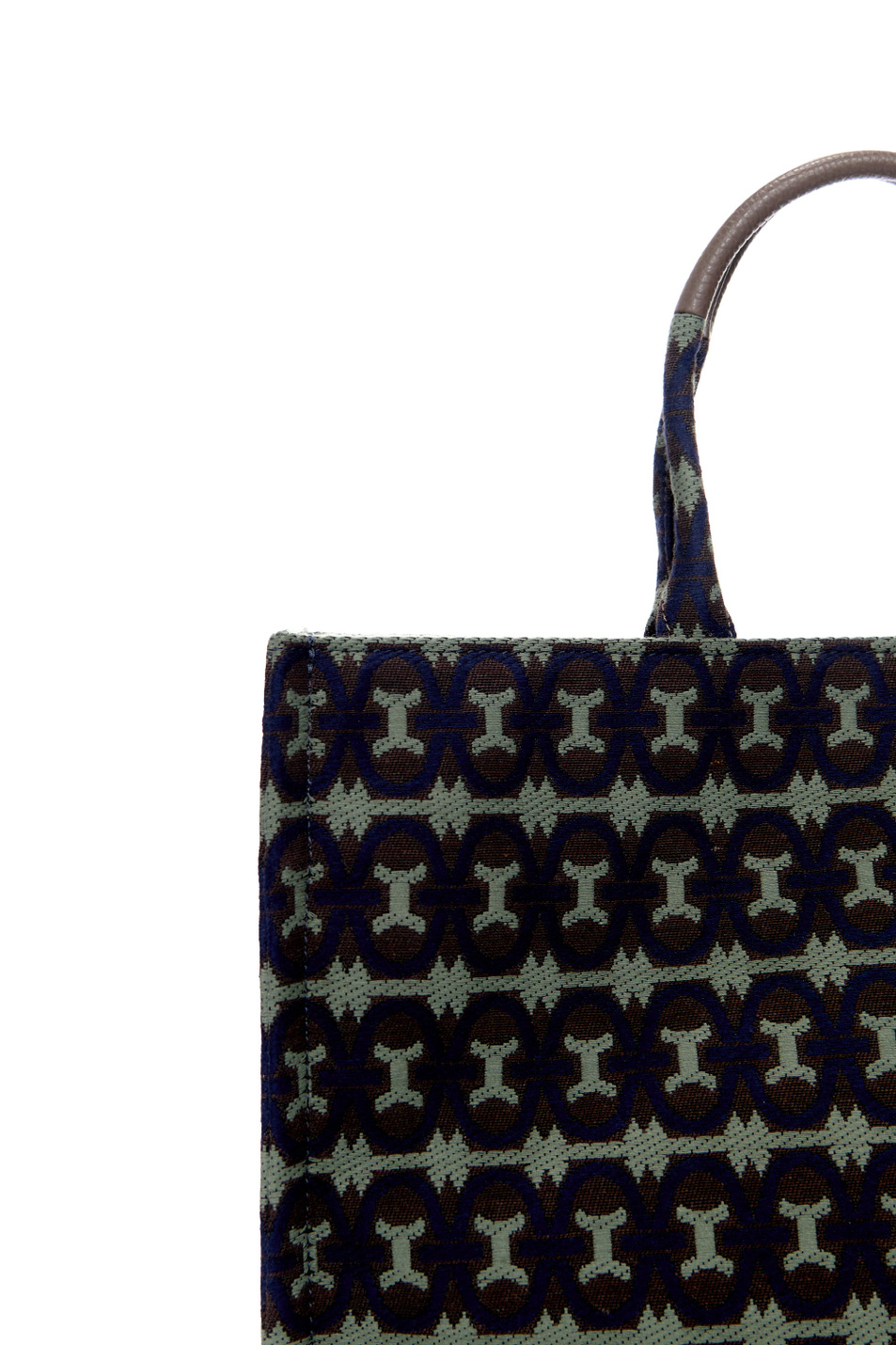 Женский Coccinelle Сумка-тоут NEVER WITHOUT BAG с кожаной подвеской (цвет ), артикул E1MBD180101 | Фото 4