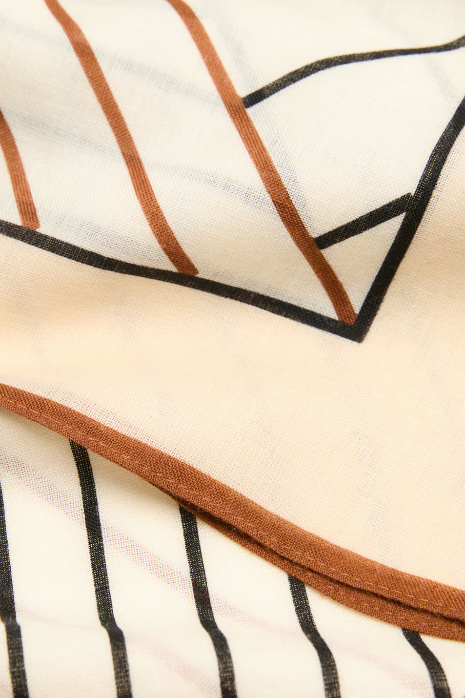 Женский Mango Платок BIGGEO с принтом (цвет ), артикул 17035972 | Фото 3