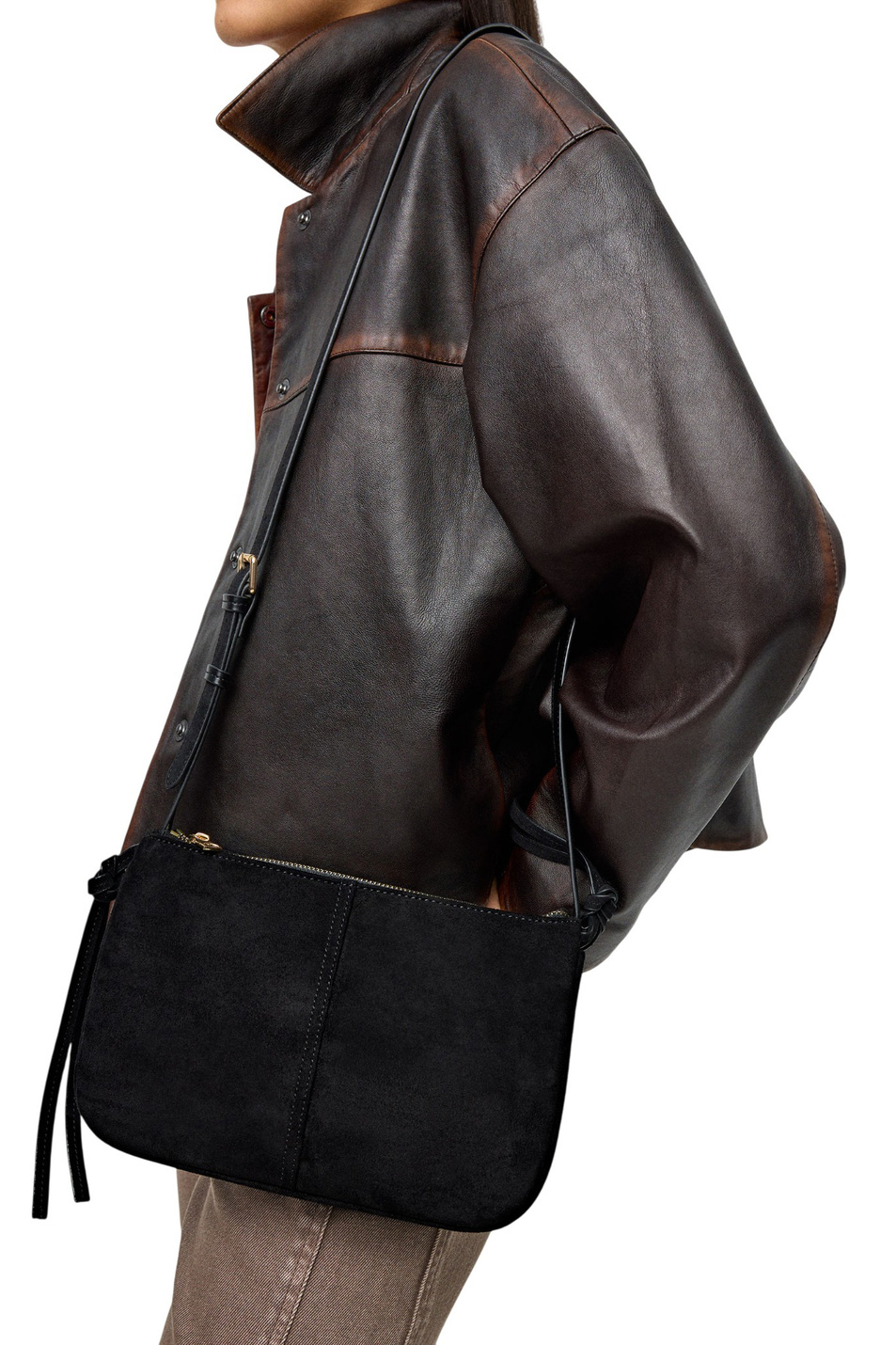 Сумка с эффектом замши|Основной цвет:Черный Женский Parfois Сумка с эффектом замши (цвет ), артикул 241087 | Фото 3